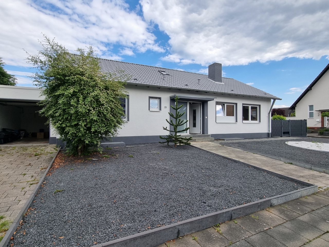 Euskirchen-Südstadt! Top-Lage, zentrumsnah, 5 Gehminuten zum Supermarkt  Euskirchen-Südstadt! Top-Lage, zentrumsnah, 5 Gehminuten zum Supermarkt